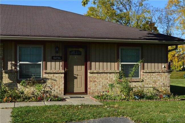 Foto del edificio - 8496 Woodgrove Dr