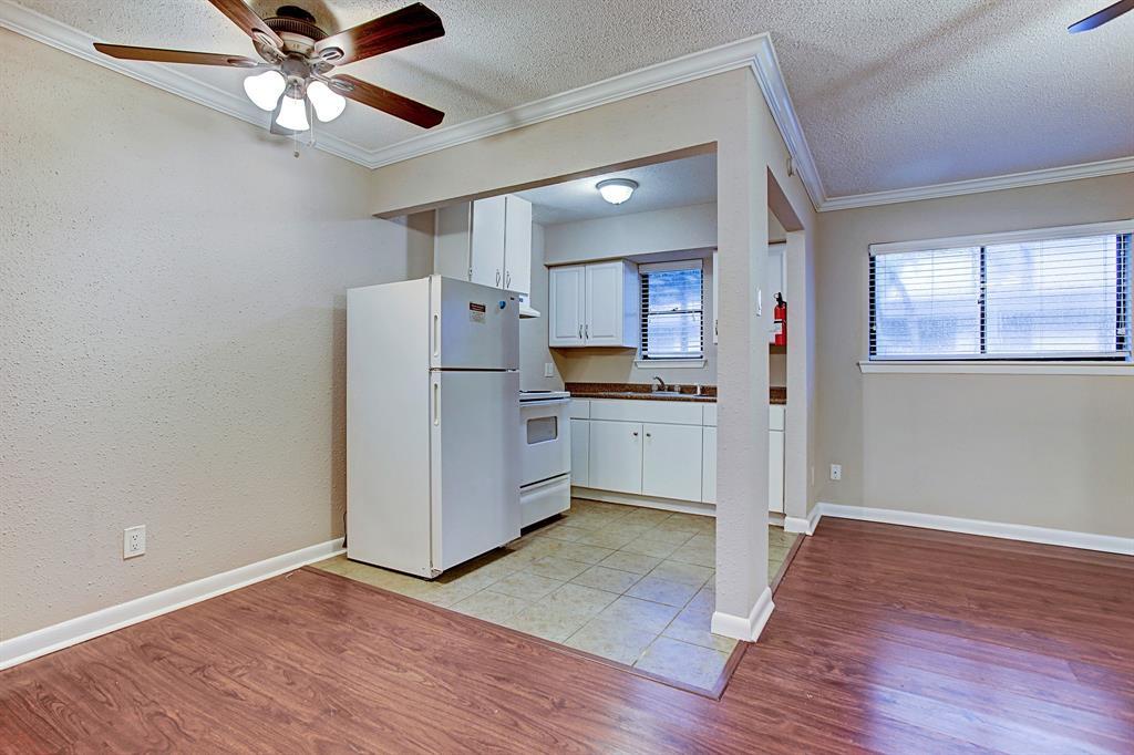 Primary Photo - 405 Hawthorne St