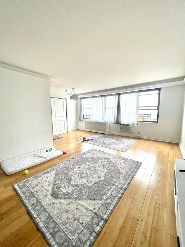 Foto principal - 500 Central Ave