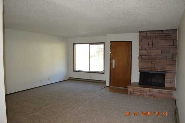 Foto del edificio - 665 SW Tichenor St