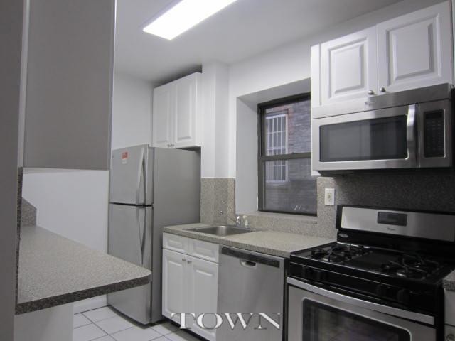 Foto principal - 332 E 84th St