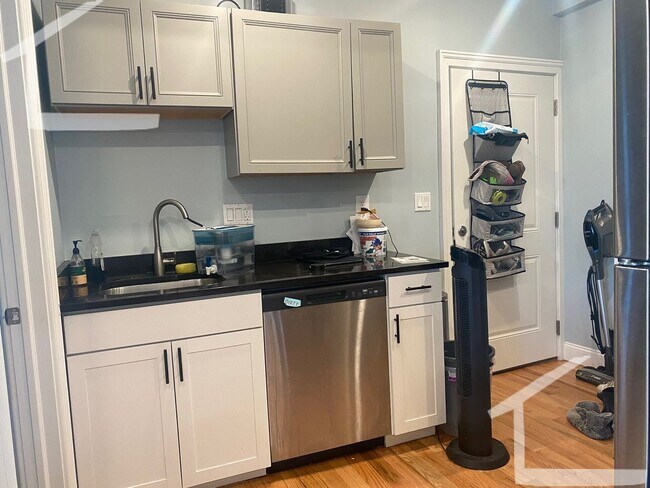 Foto del edificio - Charming 2 Bedroom