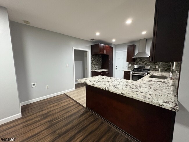 Foto del edificio - 173 Lincoln Ave