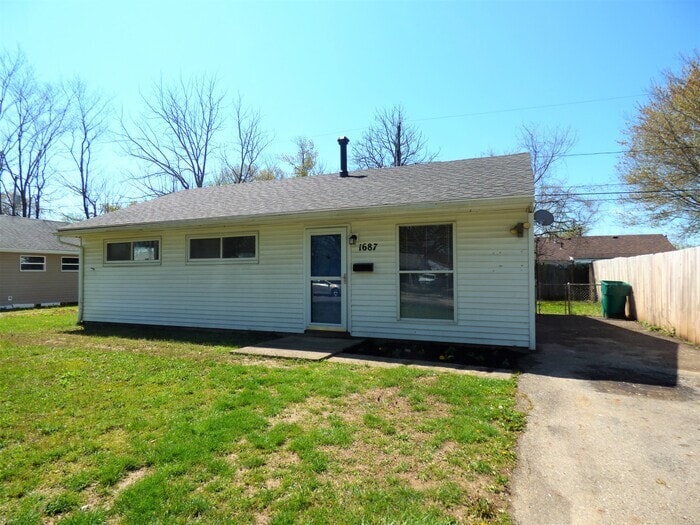 Adorable cottage type home House for Rent in Columbus, OH