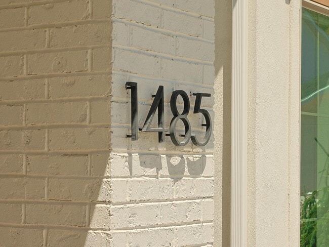 Building Photo - 1485 N 1050 E