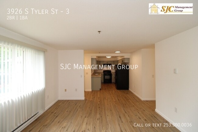 Building Photo - 3926 S Tyler St