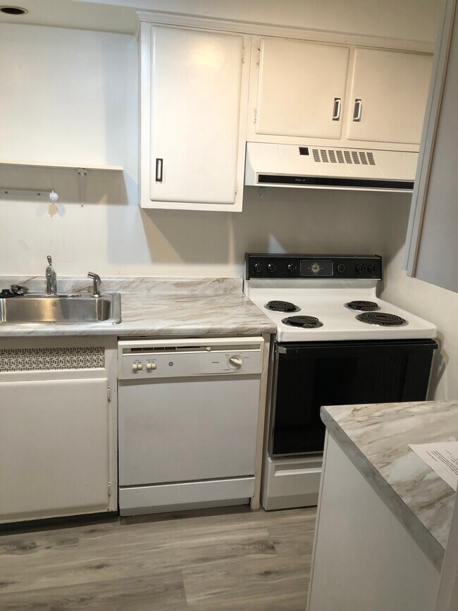 Cocina n.º 2 - 1078 Delta Ave