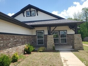 Building Photo - 460 Nest Cir