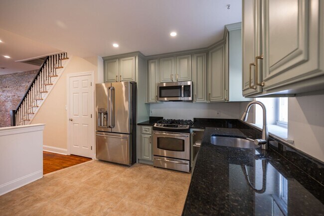 Foto del edificio - Renovated Point Breeze Home