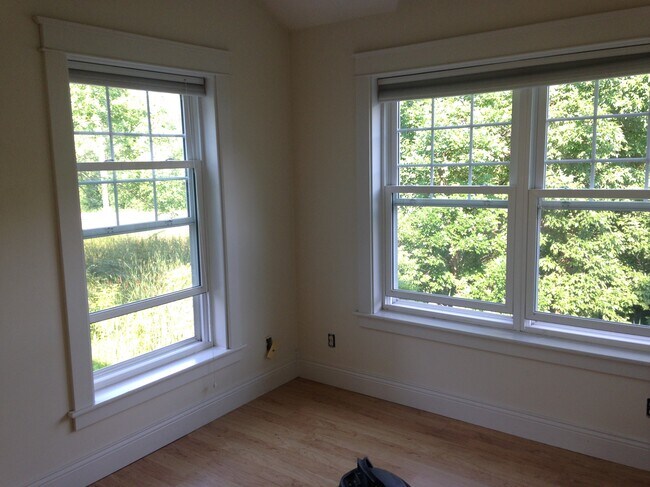 Foto del edificio - 149 James Ave