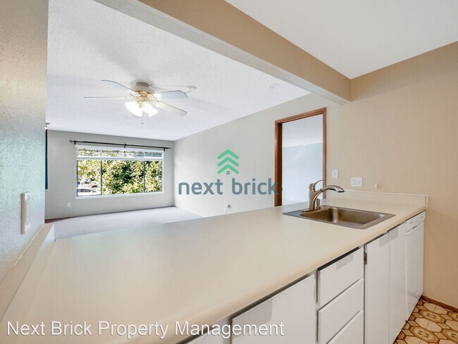 Building Photo - 2 br, 2 bath House - 1740 NE 86th St #216