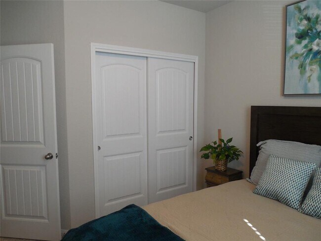 Building Photo - 1009 Ferryman Dr