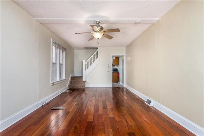 Foto del edificio - 915 Ridge St