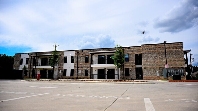 Foto del edificio - 1606 El Paso St