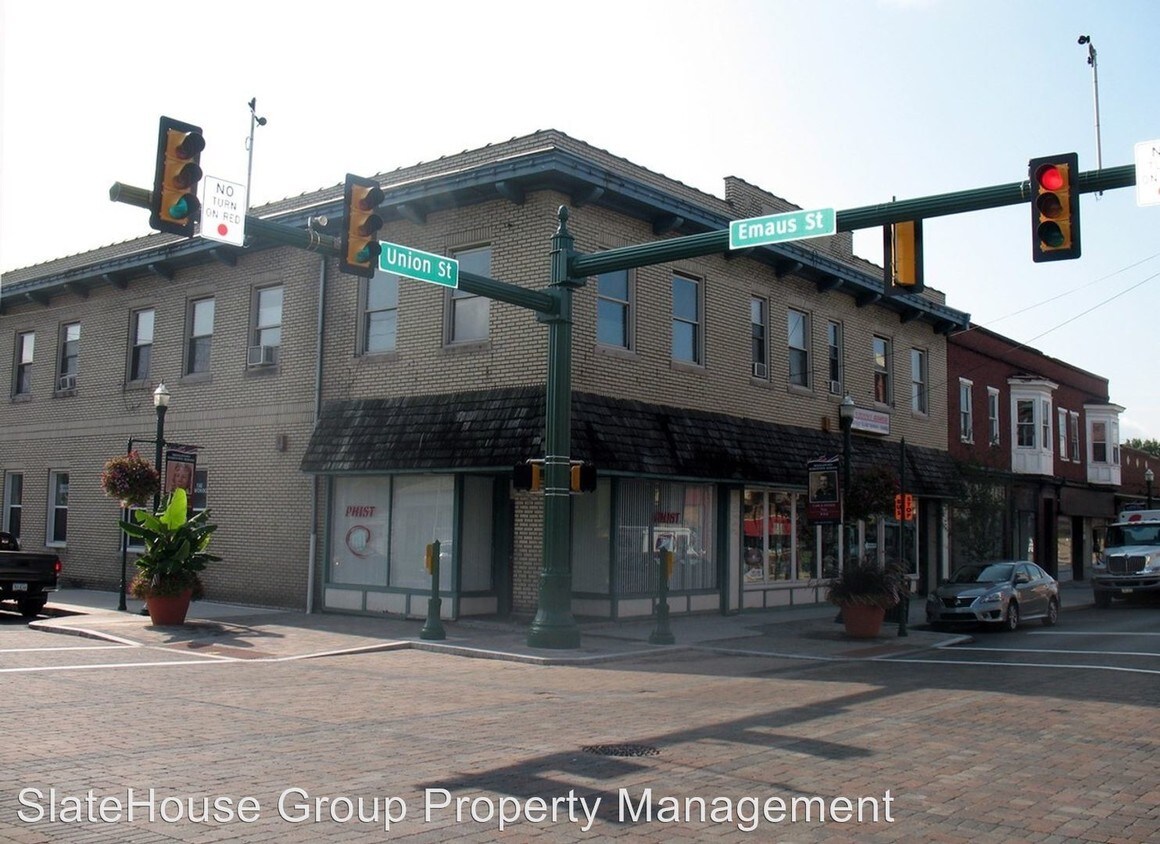 Primary Photo - 210-10 S Union St