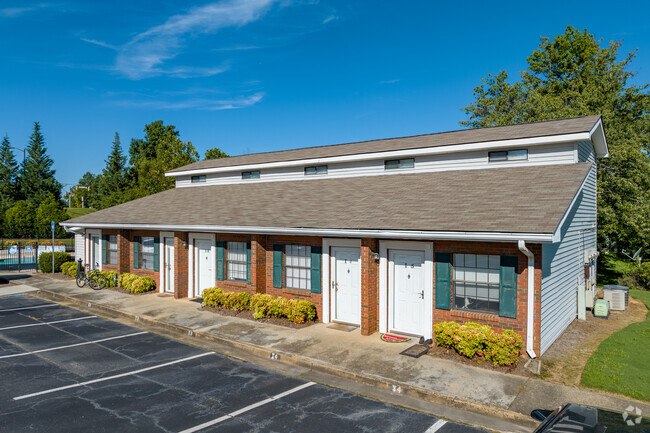 Building Photo - Cedar Springs Apartments