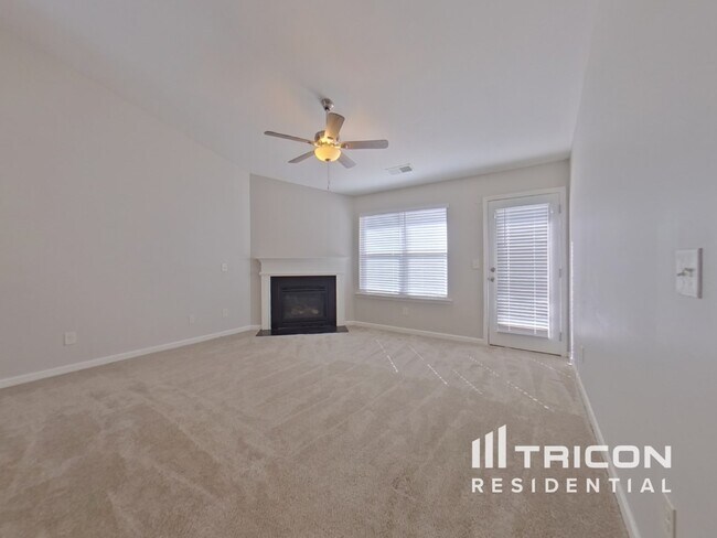 Foto del edificio - 28 High Point Way