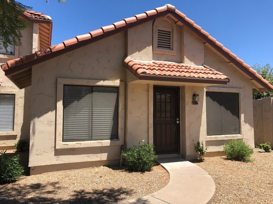 2926 N Oregon St, Chandler, AZ 85225 Townhome Rentals in Chandler AZ