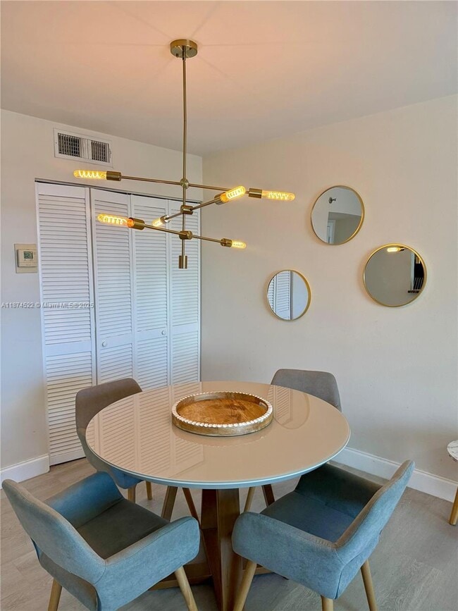 Foto del edificio - 770 Claughton Island Dr