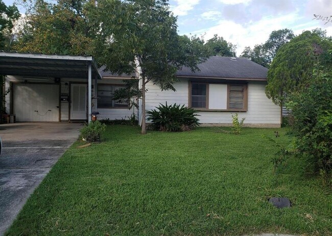 Building Photo - 5011 Balkin St