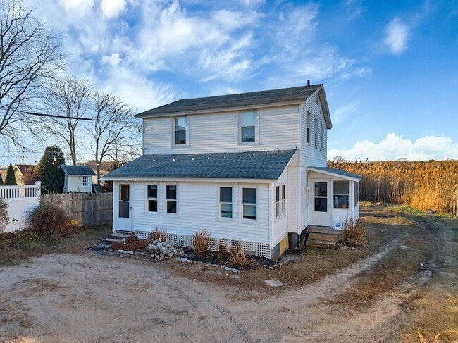 Foto del edificio - 176 Shore Rd