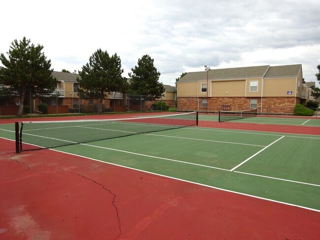 Foto del edificio - Charming 1 Bedroom 1 Bath First Floor Cond...
