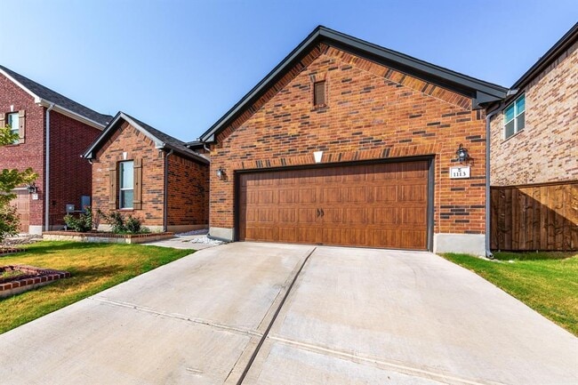 Building Photo - 1113 Arbor Acres Loop