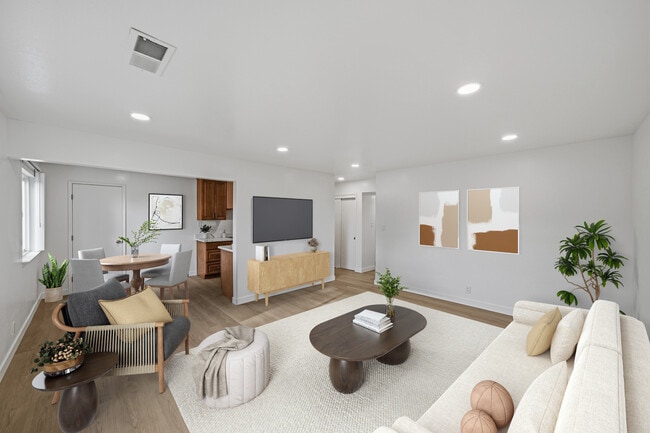 Foto del edificio - 1731 Ross Cir