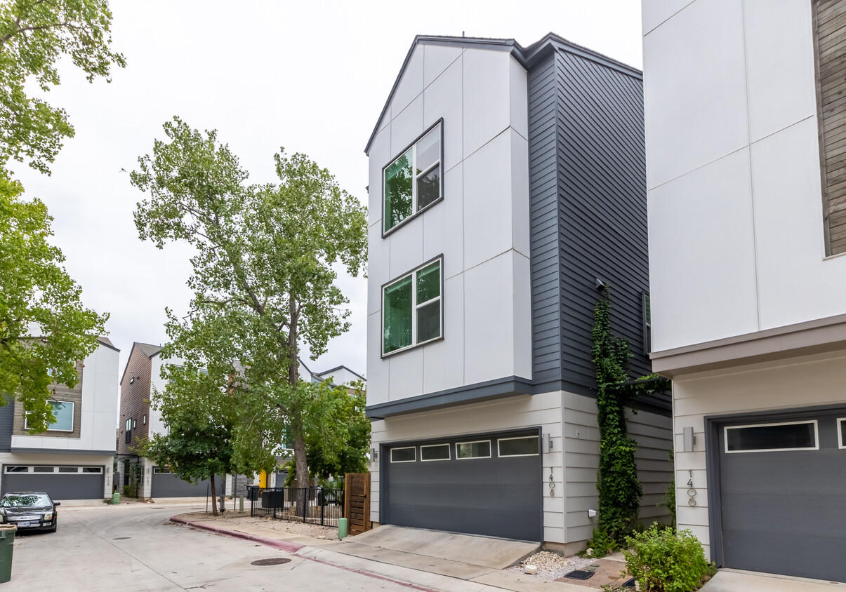 Primary Photo - 1408 Hyde St