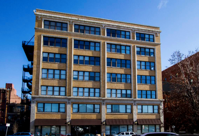 Building Photo - 1535 Walnut St