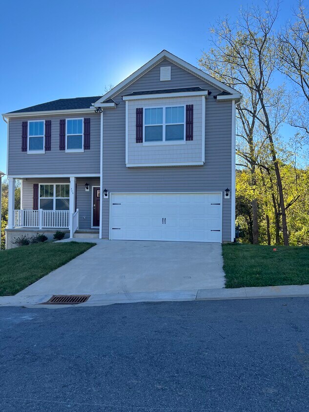 Foto principal - 716 Fountain Park Blvd