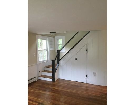 Building Photo - 549 Mattakeesett St