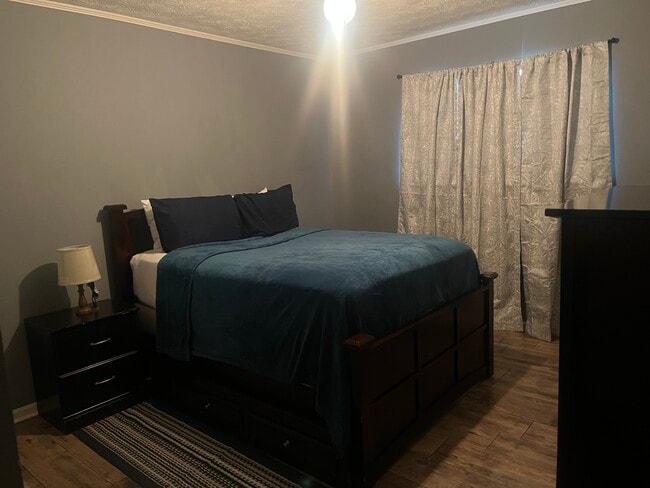 Foto del edificio - 7013 Fielder Rd