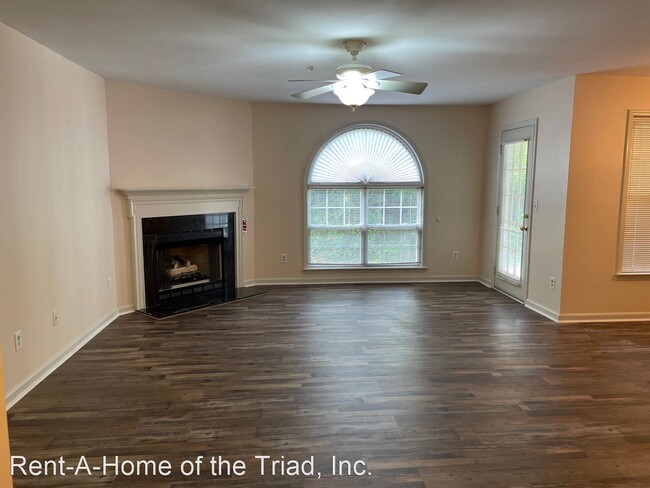 Building Photo - 2 br, 2 bath House - 5010-D Lawndale Drive