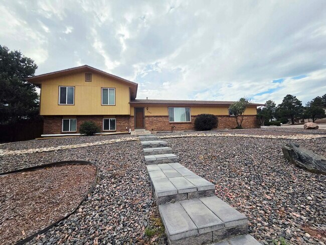 Building Photo - 250 Dolomite Dr