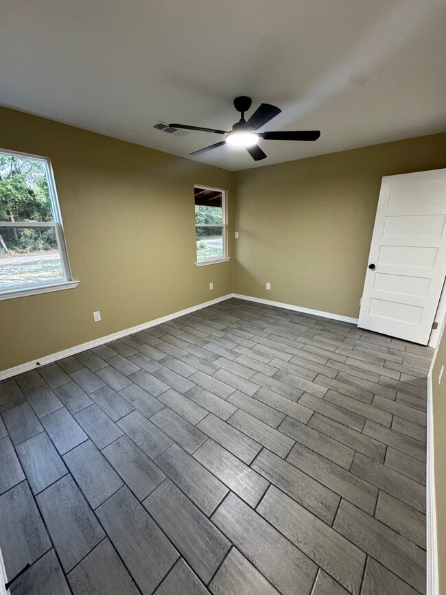 Building Photo - 109 Cuchens Ln