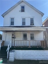 Building Photo - 123 Gibson St