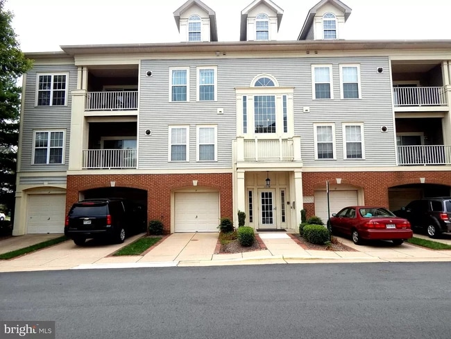 Building Photo - 11338 Westbrook Mill Ln