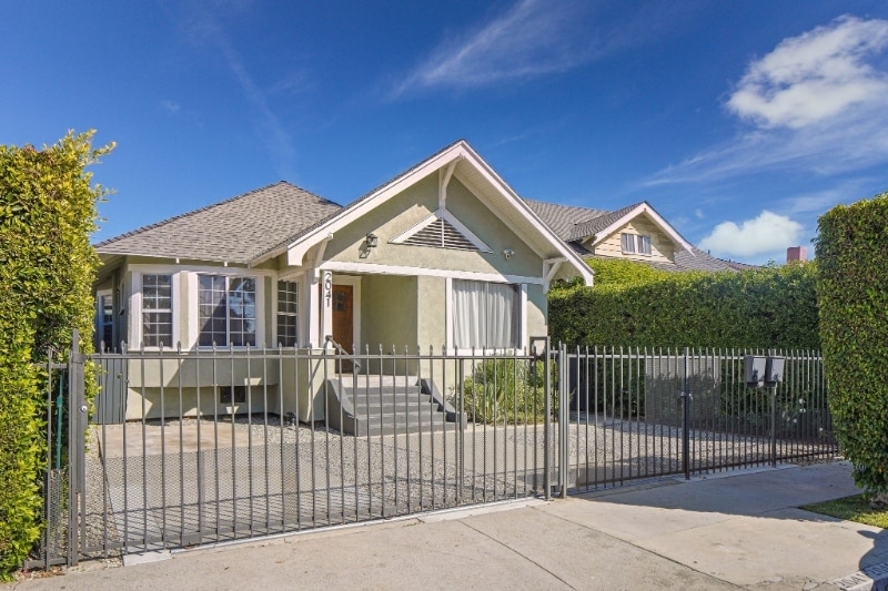 Photo - 2041 W 31st St (Los Angeles, CA)