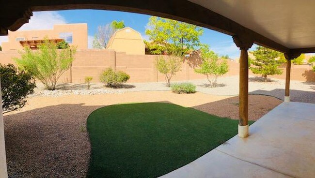 Foto del edificio - 8635 Casa Verde Ave NW