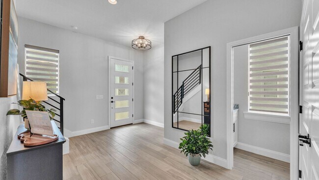 Foto del edificio - Stunning New Construction Villa for Rent Near Lake John