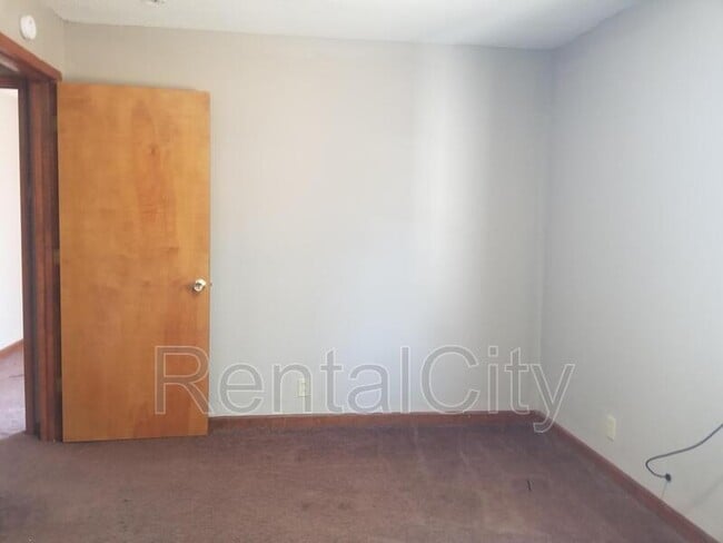 Building Photo - 111 Etheridge St