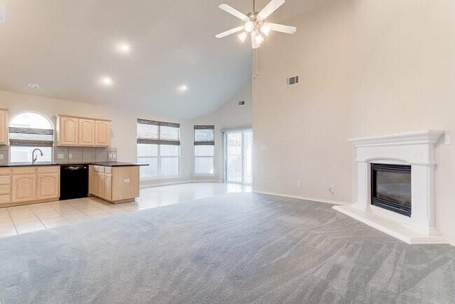 Building Photo - 2612 Evening Shade Dr