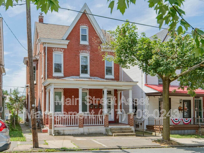 Building Photo - 14 W 3rd St