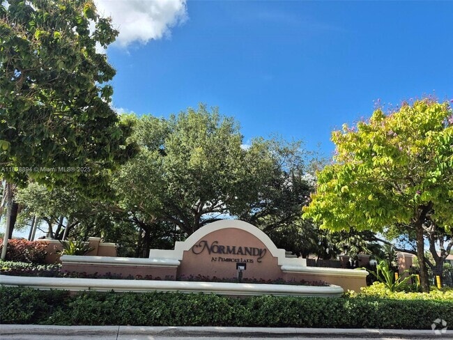 Building Photo - 1870 NW 100th Way