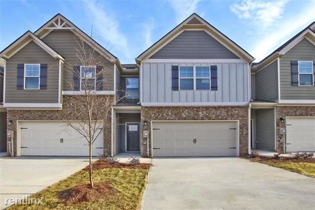 Foto principal - 3 br, 2 bath House - 1032 Mcconaughy Court
