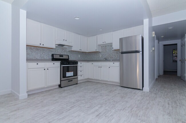 Foto del edificio - 61 E 118th St