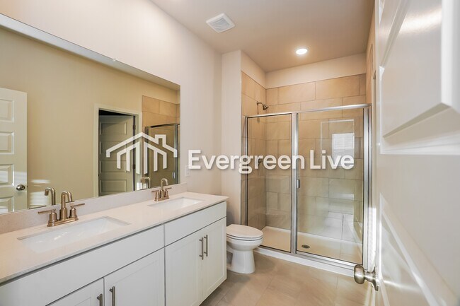 Building Photo - 710 Shoemaker Ln