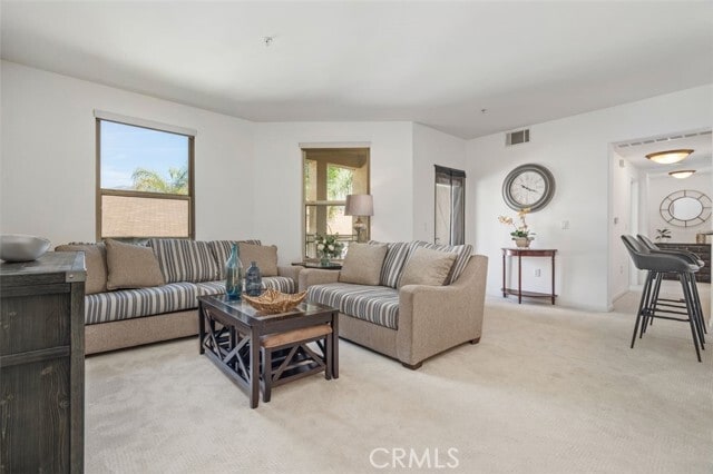 Foto del edificio - 128 N Oak Knoll Ave