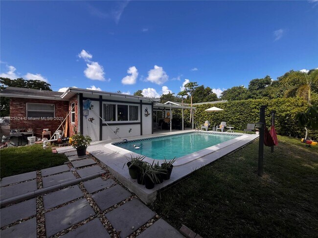 Foto del edificio - 12381 NW 29th Manor